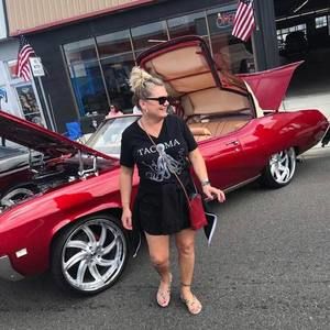 Meet your Posher, Lyn